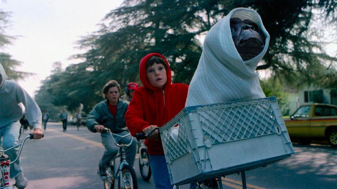 La storia di quando il film E.T. l'extra-terrestre di Steven Spielberg fu vietato ai bambini in Scandinavia
