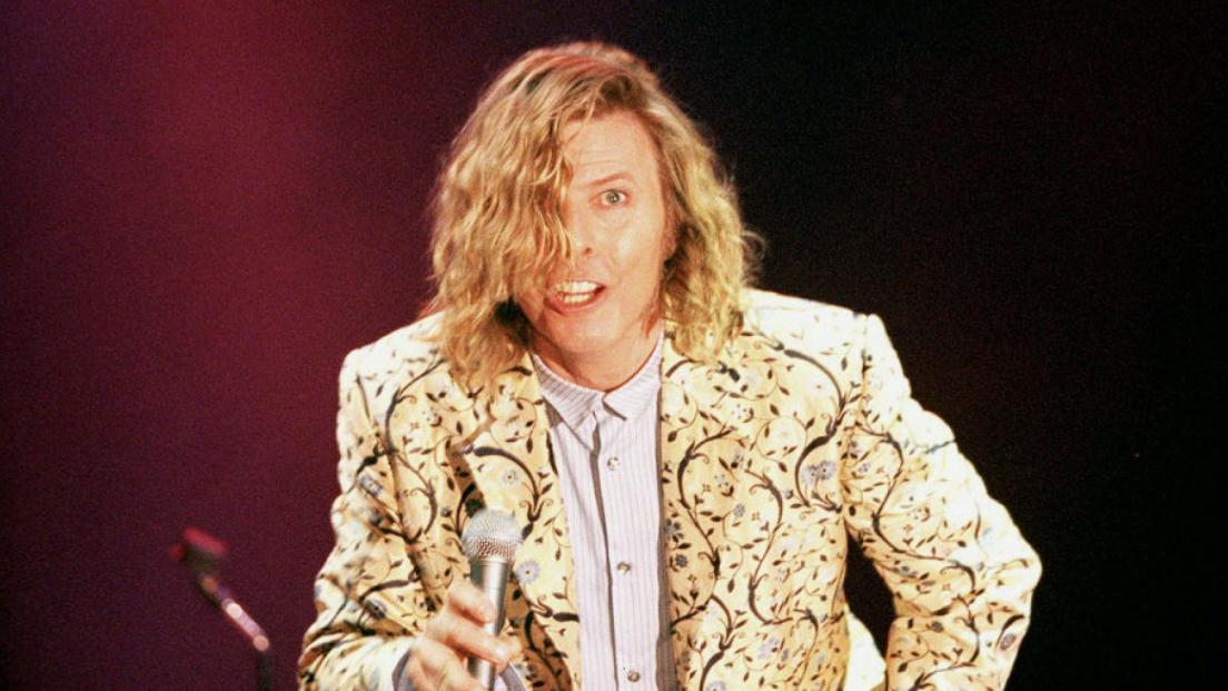 David Bowie: il segreto dei suoi travestimenti per passare inosservato tra la folla!