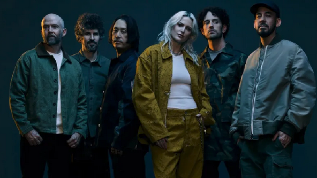 Mike Shinoda: “Emily Armstrong non cerca di imitare Chester Bennington” e i fan la amano