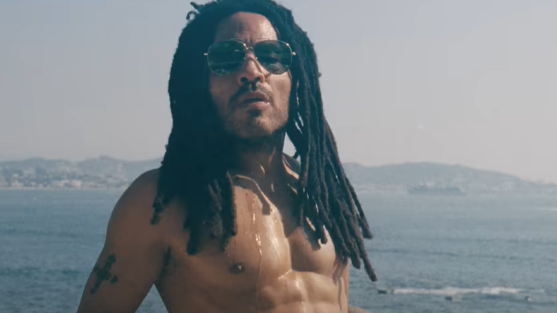 Lenny Kravitz, pubblicato il video del nuovo singolo Honey. Guardalo qui