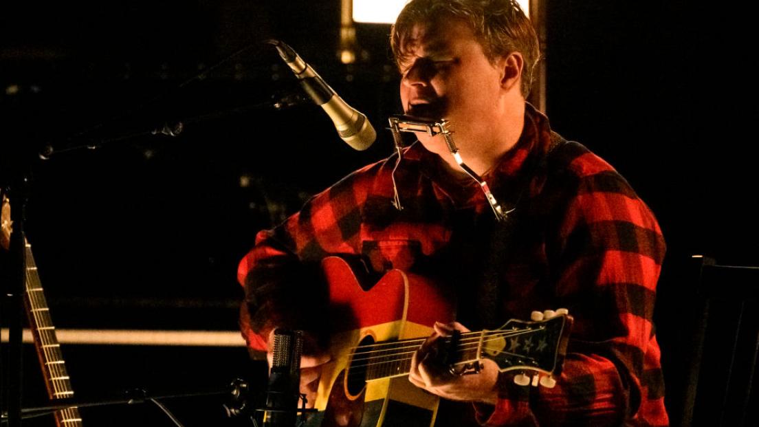 Regolamento: Ryan Adams in concerto a Milano