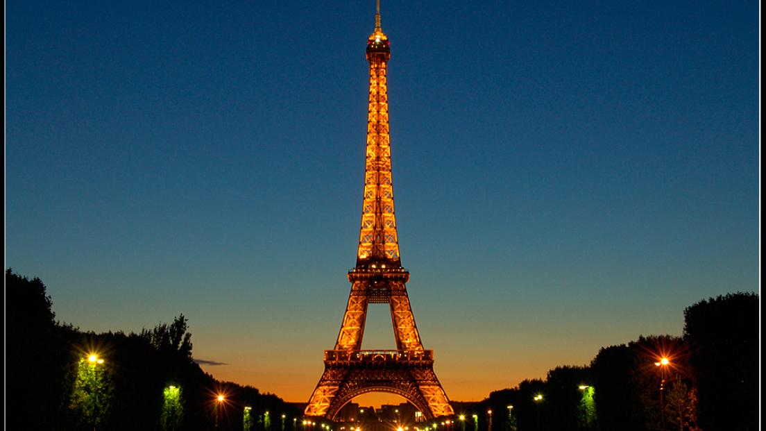 E' in vendita un vino prodotto e imbottigliato... sulla Tour Eiffel