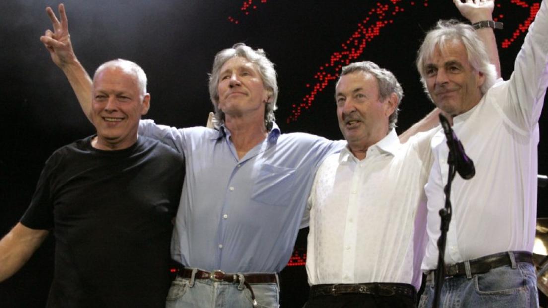 Pink Floyd, Nick Mason invoca la pace tra Roger Waters e David Gilmour: nessun tour insieme ma "vivo nella speranza"