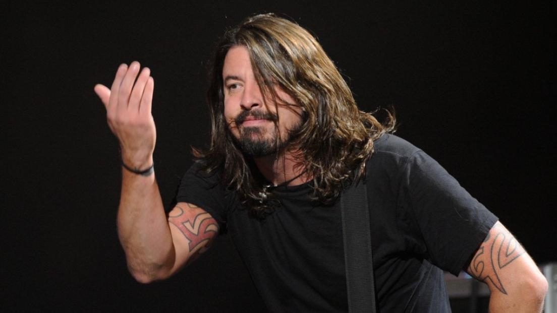 Foo Fighters, la festa di compleanno di Nate Mendel viene interrotta dalla polizia. La reazione di Dave Grohl