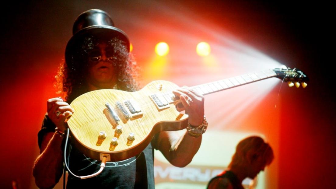 Guns N' Roses, Slash: "ecco come e con quale chitarra ho iniziato a suonare nel 1980". L'intervista