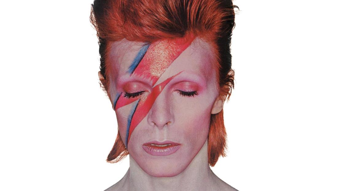 David Bowie: la vera storia della copertina di Aladdin Sane, definita "la Gioconda del rock"