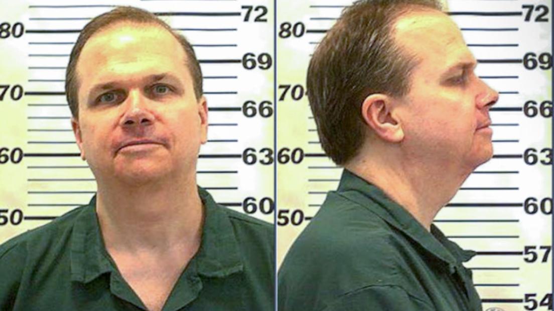 Beatles, il killer di John Lennon resta in carcere: gli è stata negata di nuovo la libertà condizionale