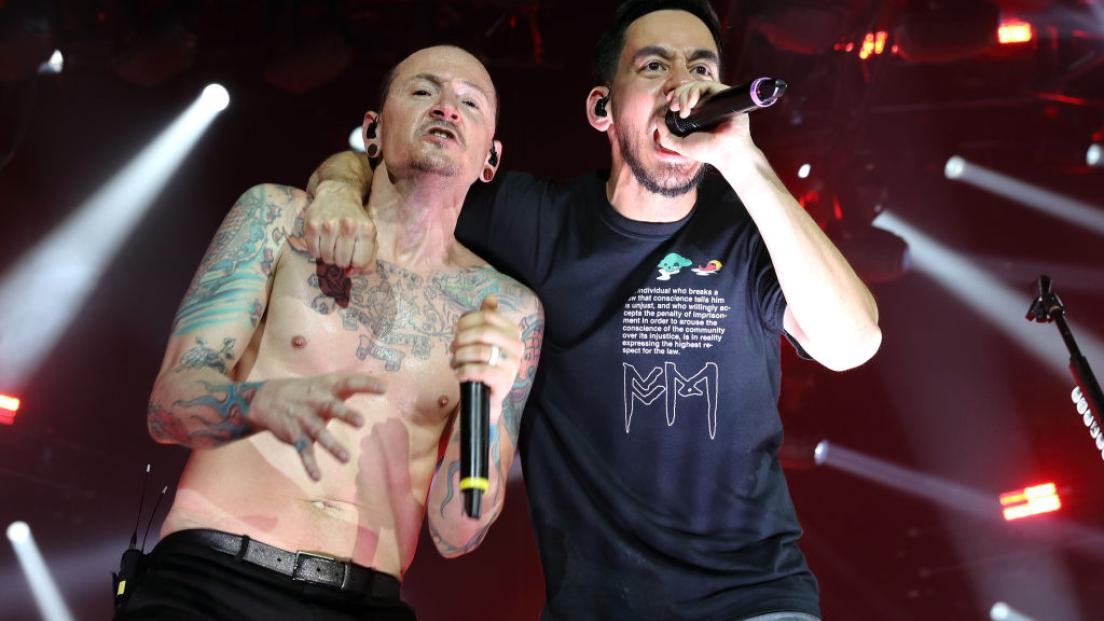 Linkin Park, Mike Shinoda: "Non suoneremo mai con l'ologramma di Chester, è una cosa inquietante"