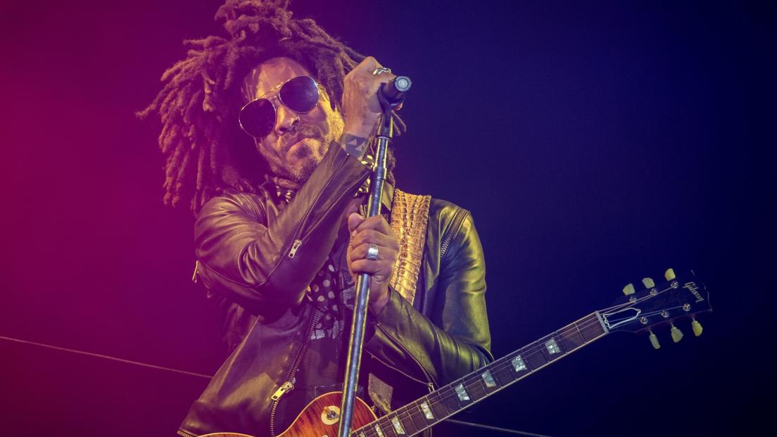 Oscar 2023, Lenny Kravitz si esibirà durante la sezione Ad Memoriam