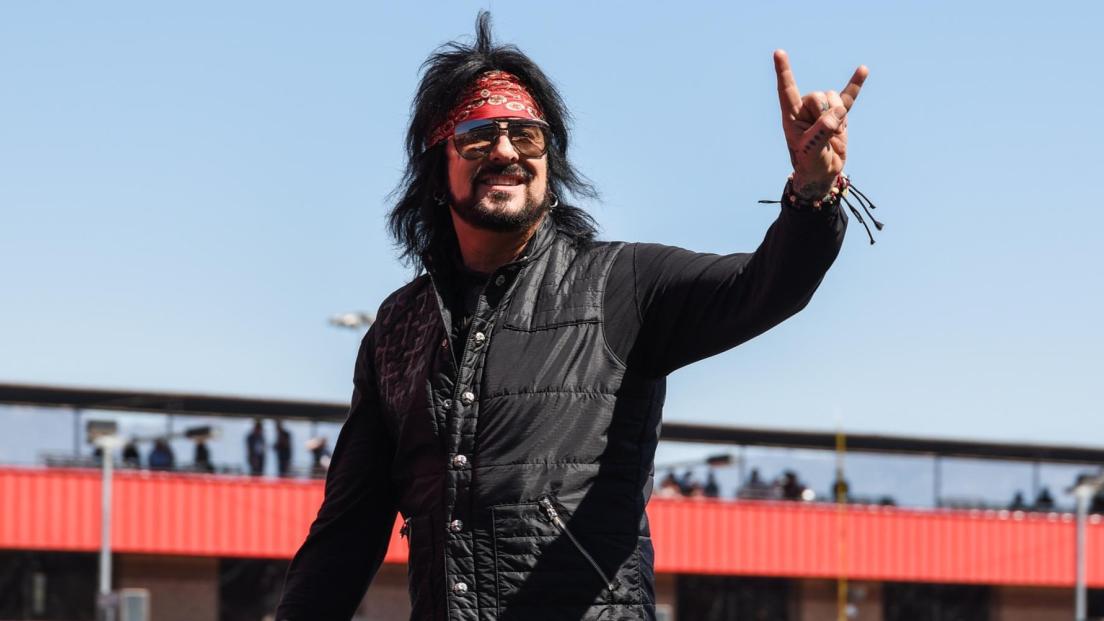 Mötley Crüe, Nikki Sixx: “Mi sto allenando come un pazzo per il tour. Il rock è uno sport”