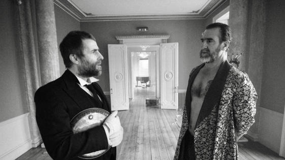 Liam Gallagher ha pubblicato il video di Once. Il protagonista è Eric 'The King' Cantona, leggenda del Manchester United!