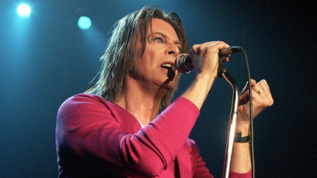 David Bowie in una intervista del 1999 anticipò pregi e difetti di Internet! Guarda il video