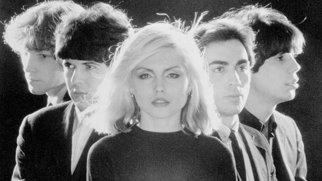 Blondie: Debbie Harry racconta la sua vita tra droga, eccessi e guerra al sessismo