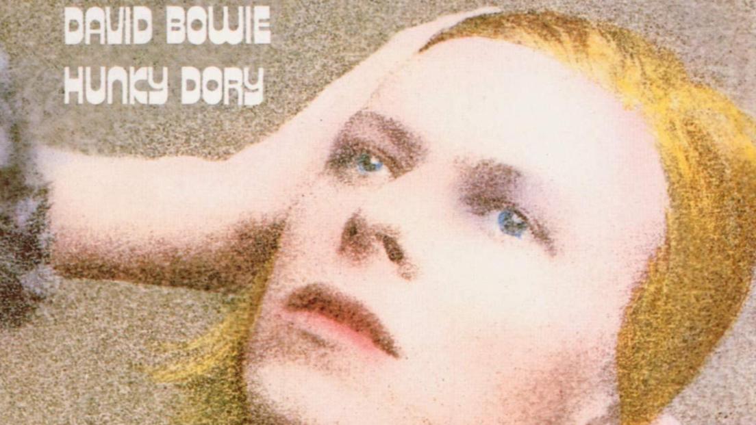 David Bowie: la storia di Hunky Dory, l’album che rappresentò la svolta nella sua carriera