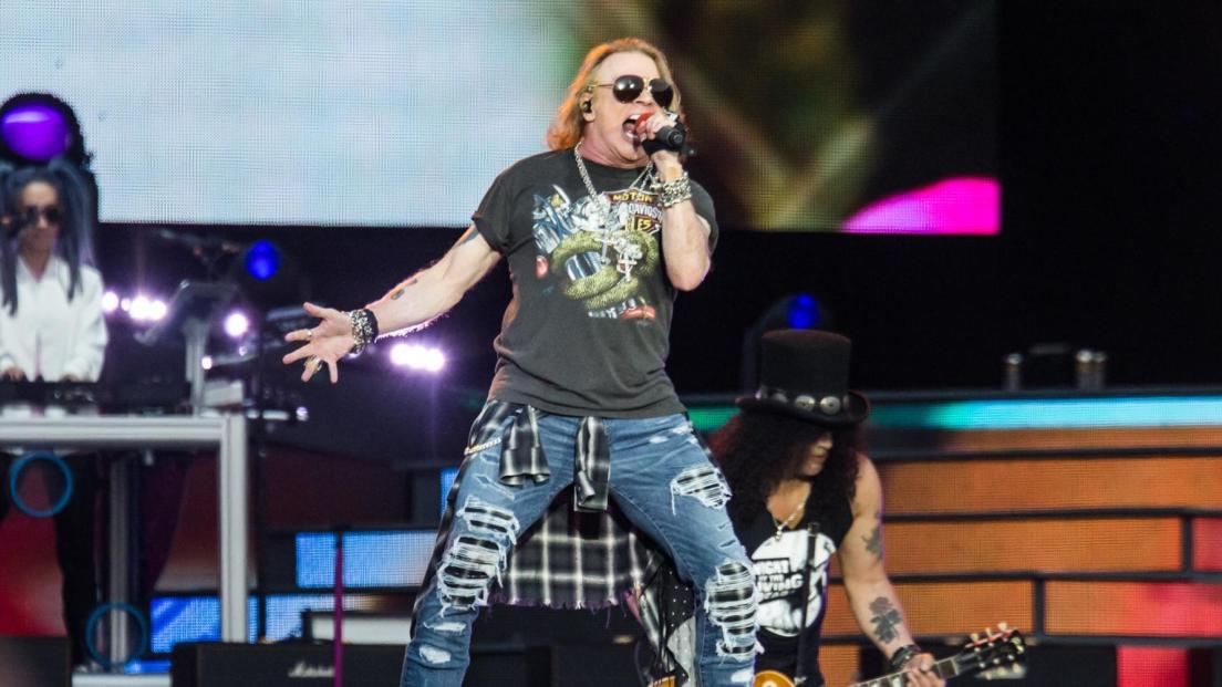 Coronavirus, Axl Rose si schiera contro chi protesta per la chiusura delle spiagge in California