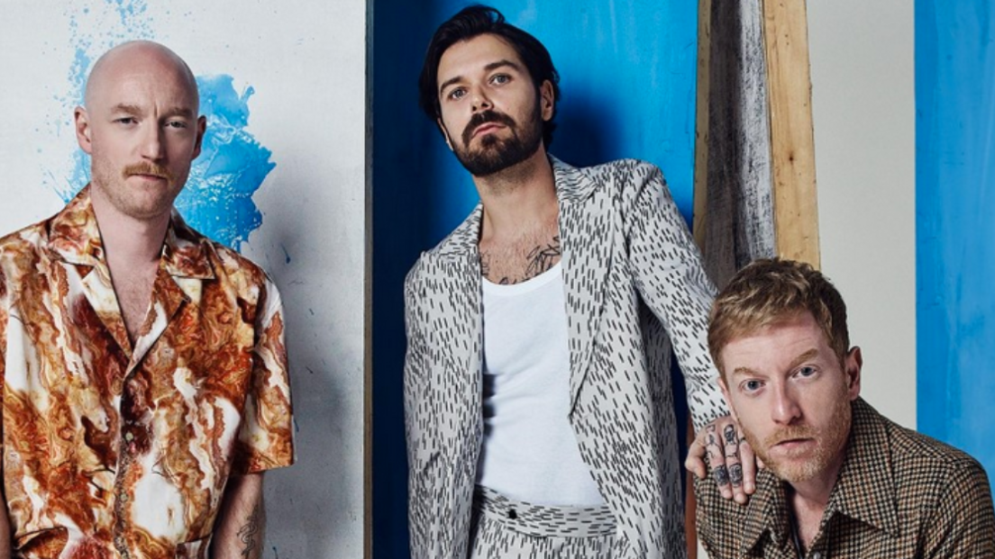 Coronavirus, i Biffy Clyro hanno posticipato l'uscita del nuovo album "A Celebration Of Endings"