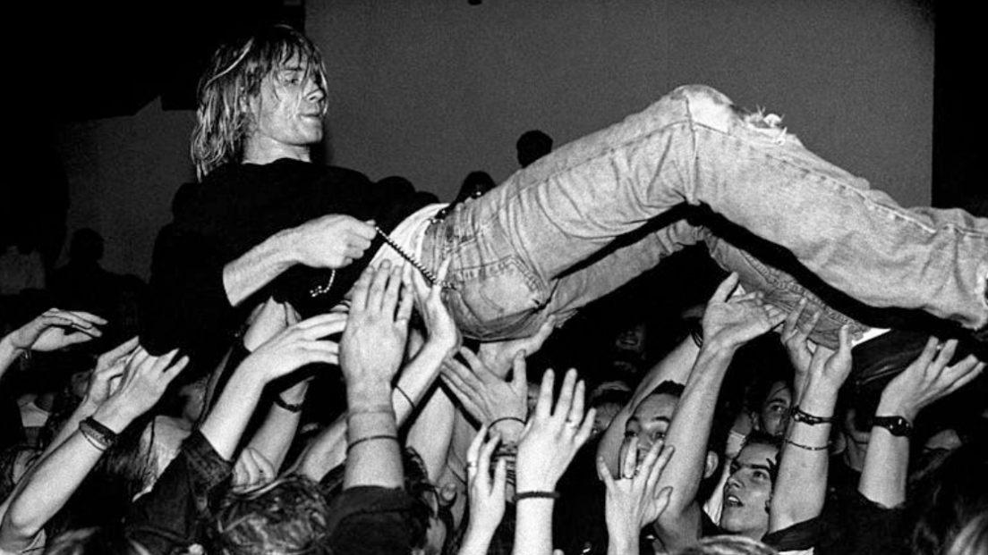 Nirvana, il primo vinile della band trasmesso in radio all’asta per migliaia di dollari