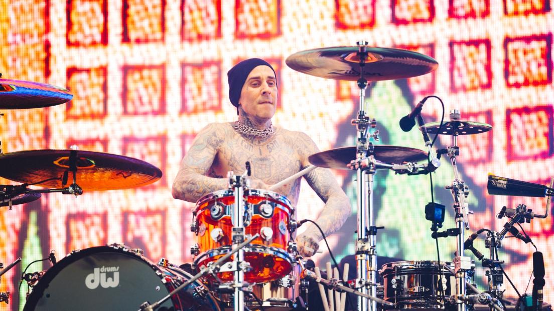 Blink-182, per Travis Barker il nuovo album è quasi pronto: "Sarà finito prima di partire per il tour"