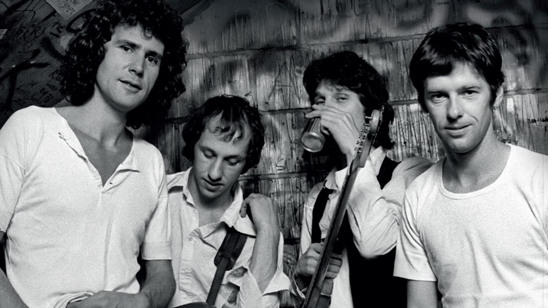 "La mia vita nei Dire Straits", la biografia della band scritta da John Illsley con la prefazione di Mark Knopfler. Tutti i dettagli
