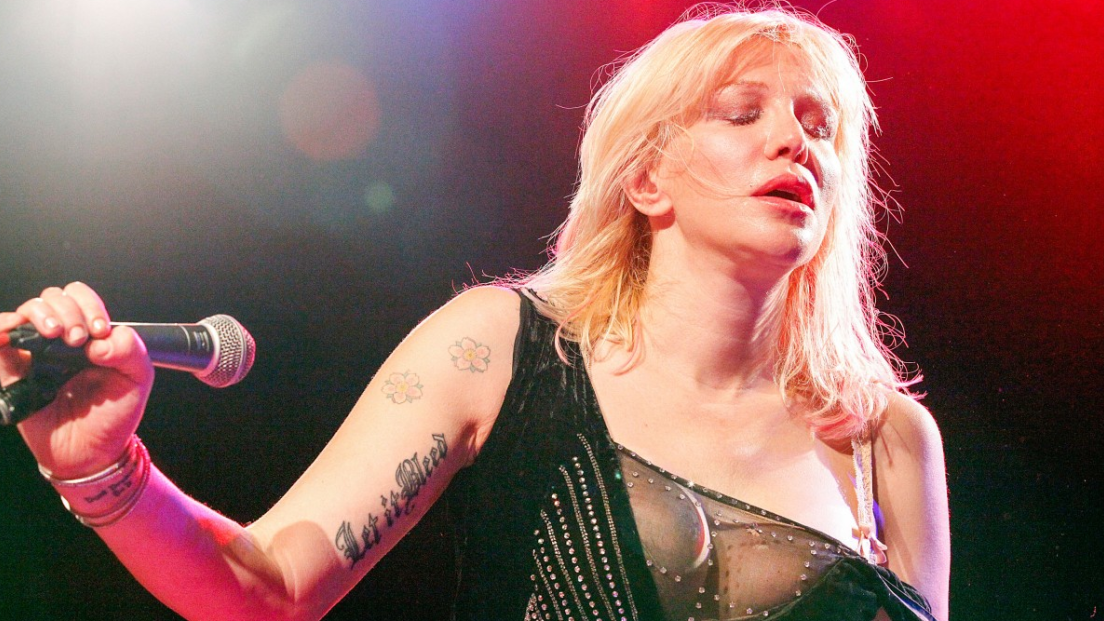 Courtney Love chiede scusa a Dave Grohl e Trent Reznor dopo le accuse: "Devo imparare ad essere più responsabile con le parole"