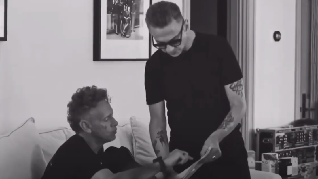 Depeche Mode, rivelato il primo estratto audio dal nuovo album Memento Mori. Ascoltalo qui e guarda il video