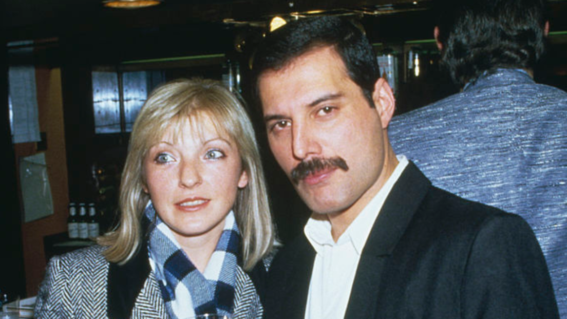 Freddie Mercury, gli oggetti della sua vita in una mostra GRATUITA fino al 5 settembre. Tutti i dettagli