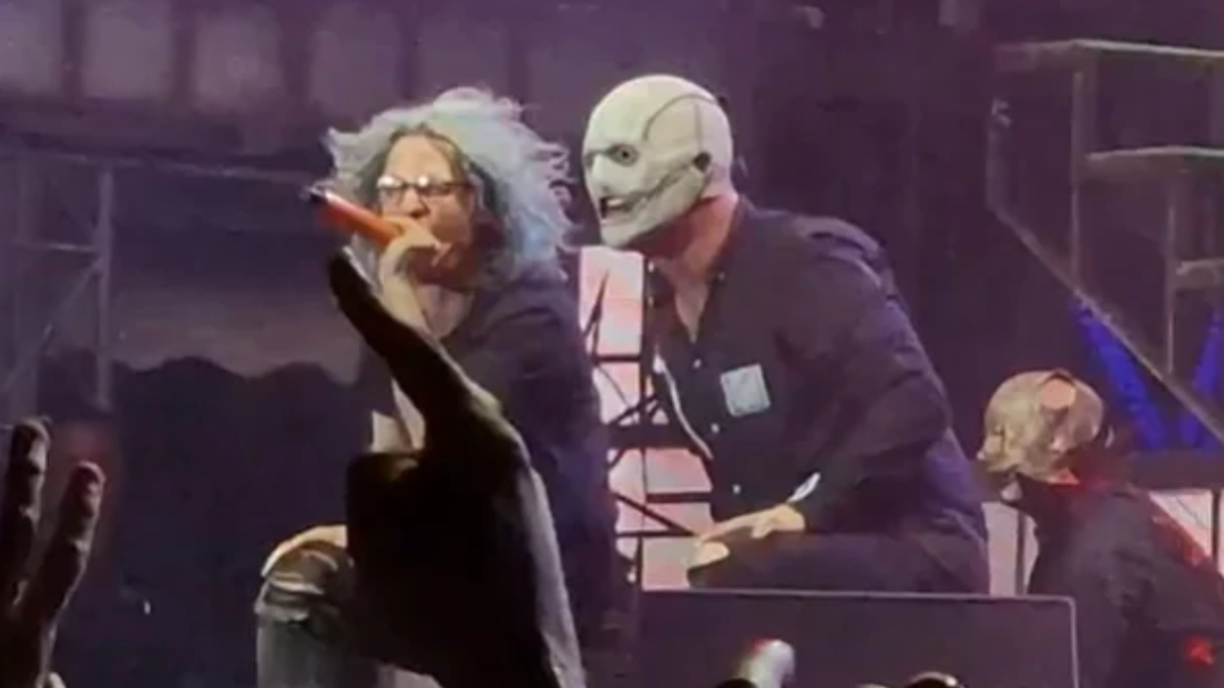 Slipknot, il figlio di Corey Taylor sale sul palco e canta con la band "Custer". Guarda il video