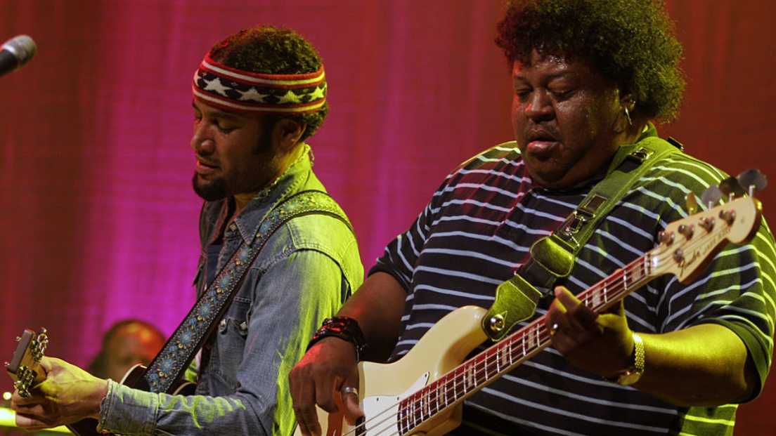 Addio a Juan Nelson, il grande bassista di Ben Harper e membro degli Innocent Criminals. Il ricordo del rocker californiano