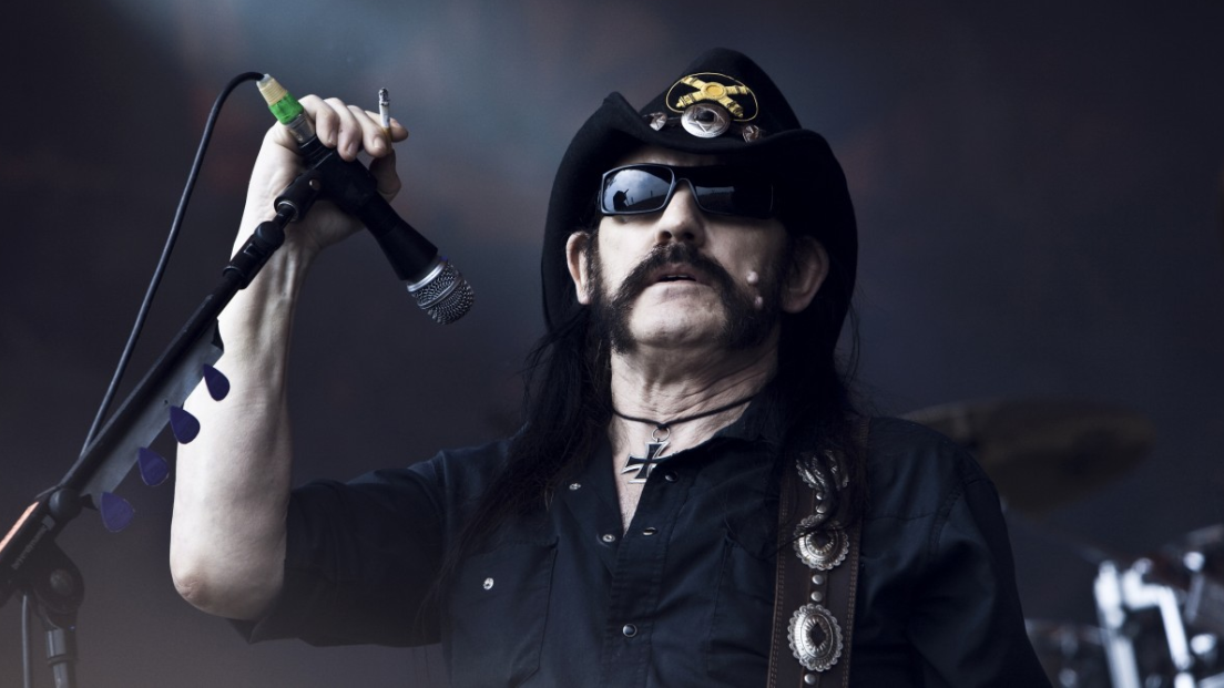 Motörhead, in lavorazione il biopic ufficiale su Lemmy Kilmister. I primi dettagli
