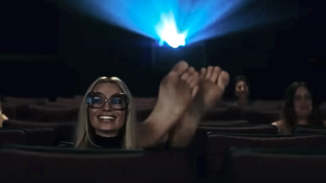 Quentin Tarantino chiese a Margot Robbie di "non lavarsi i piedi" sul set di C'era Una Volta a Hollywood. Ecco perché