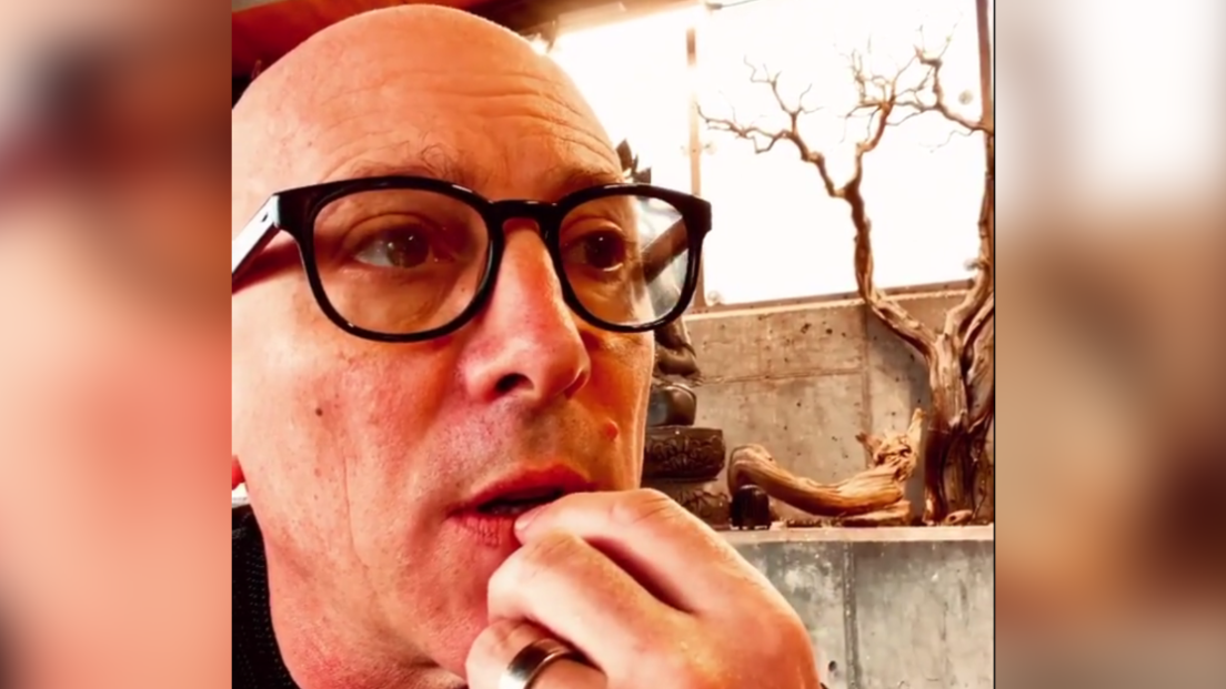 Coronavirus, Maynard James Keenan dei Tool spiega ai fan in quarantena cosa fare durante l'isolamento