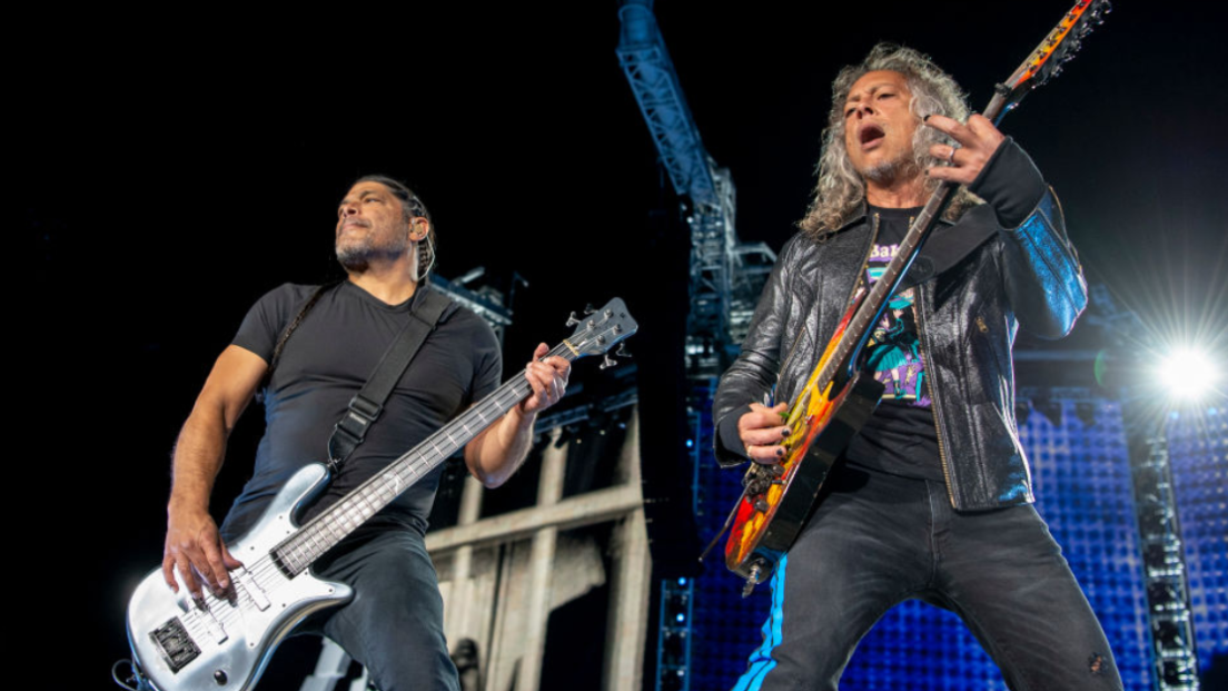 Metallica, ecco come Robert Trujillo e Kirk Hammett hanno scelto le cover dedicate alle città del Worldwired Tour