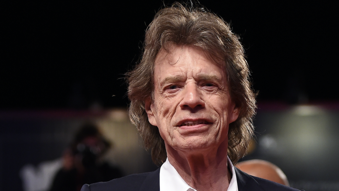 Euro 2020, Mick Jagger vola a Wembley per la semifinale e non rispetta la quarantena: rischia fino a 10.000 sterline di multa