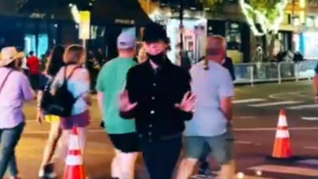 Mick Jagger si è imbucato a una festa di addio al nubilato a Nashville, durante una pausa dal tour degli Stones