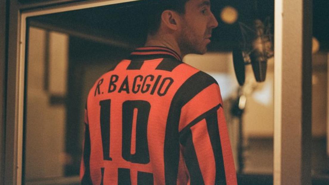 Miles Kane pubblica un nuovo singolo dedicato al grande Roberto Baggio! Ascoltalo qui