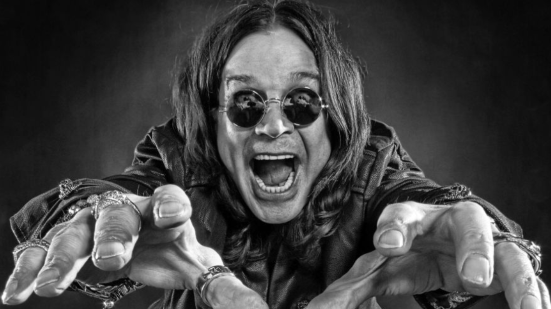 Ozzy Osbourne, il bellissimo murale realizzato nella città di Birmingham da un fan. Guarda le foto