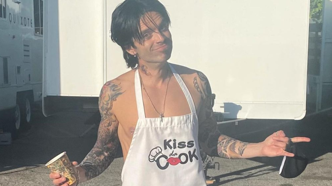 Pam and Tommy, le nuove foto della serie sulla storia tra Tommy Lee e Pamela Anderson. Guardale qui