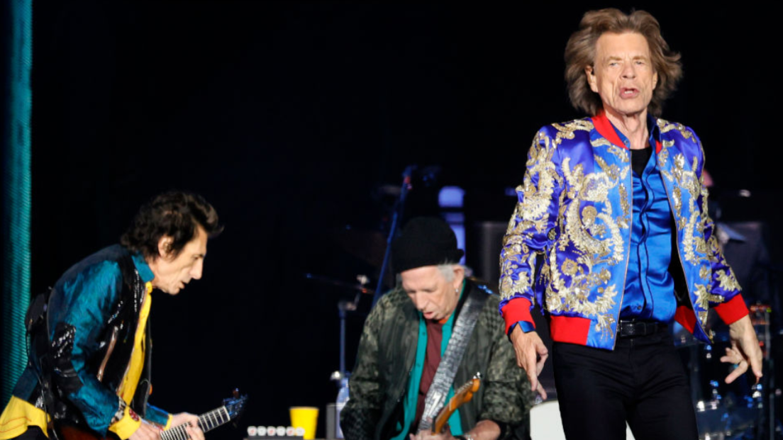 The Rolling Stones: a Londra un concerto a sorpresa in memoria di Charlie Watts (con l'ex Bill Wyman al basso)