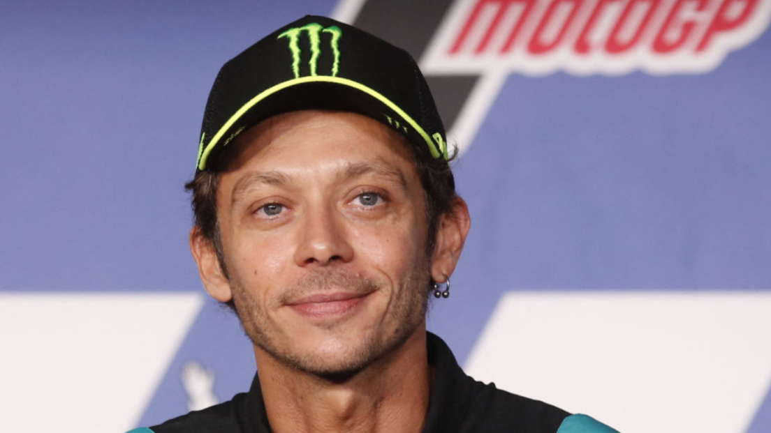 Valentino Rossi annuncia il ritiro dalla MotoGp a fine stagione: "avrei voluto correre per altri 20-25 anni ma non è possibile"