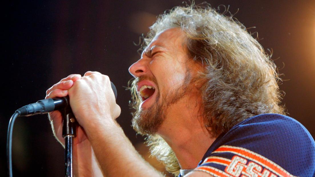 Pearl Jam, Eddie Vedder svela il disco che da ragazzo lo salvò dalla difficile situazione familiare: "avevo solo la musica"