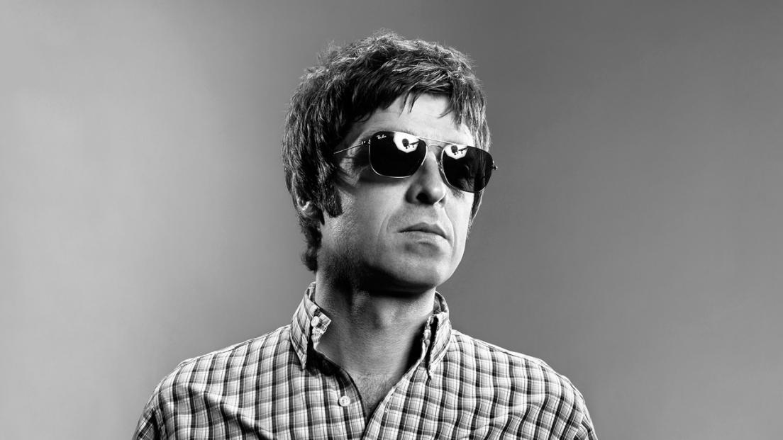 Noel Gallagher finì in ospedale con attacchi di panico per l'abuso di cocaina: "furono anni terribili"