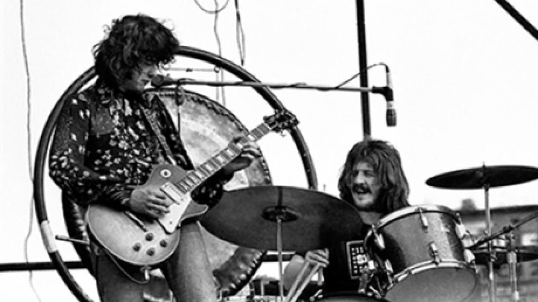 Led Zeppelin