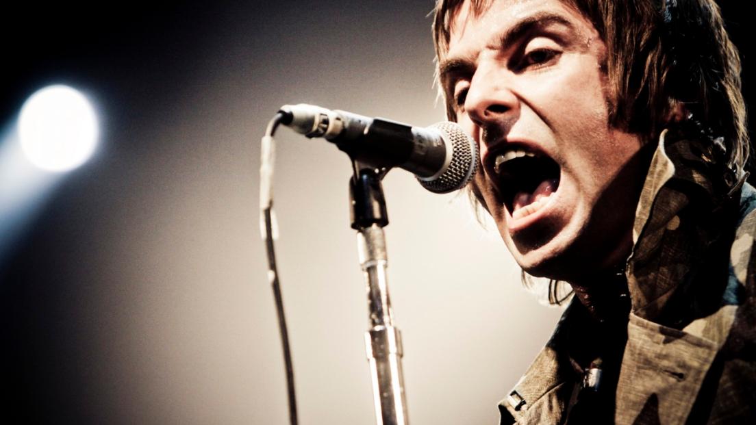 Liam Gallagher si scaglia contro la moglie di Noel: "È una strega. Gli Oasis non torneranno per colpa sua"