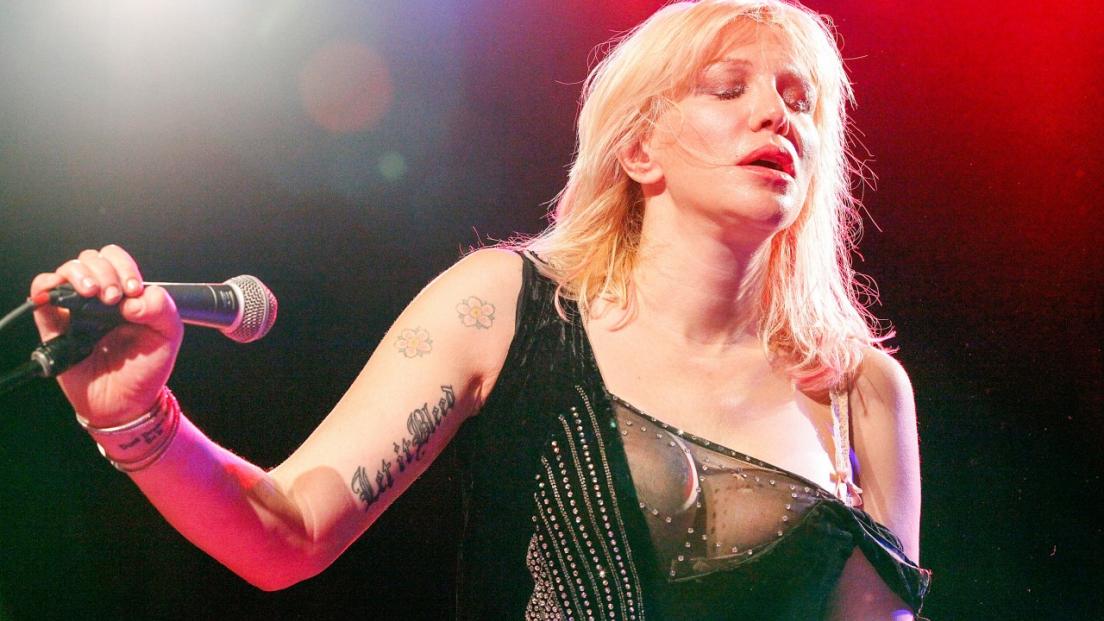 Courtney Love: cacciata dal party dei Guns N' Roses 