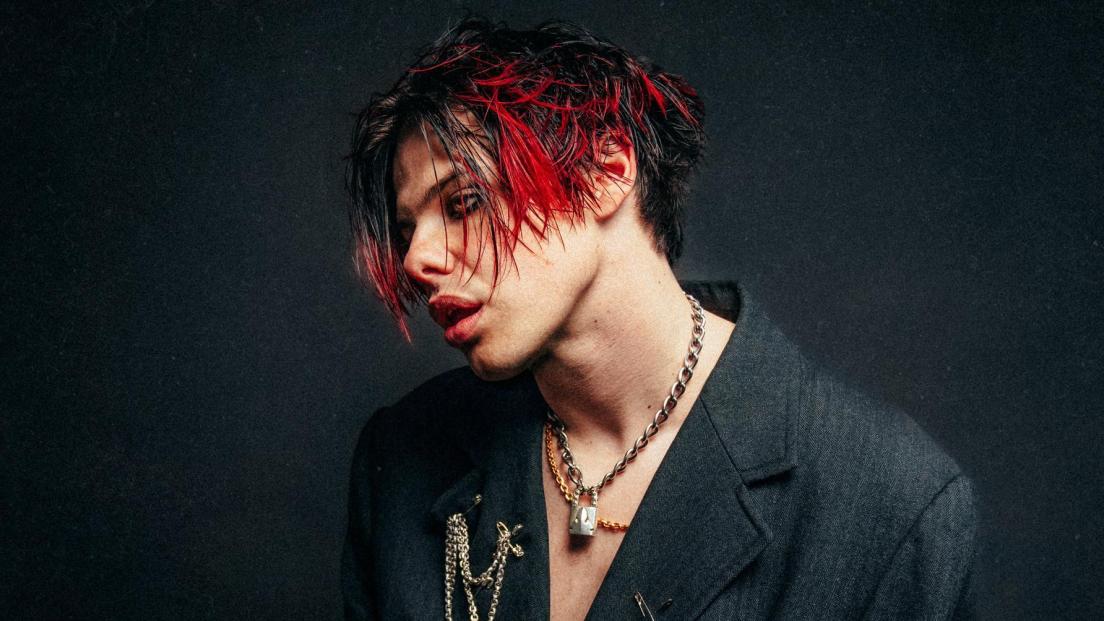Yungblud, annunciato il nuovo album omonimo: "Questa è la mia storia". Tutti i dettagli