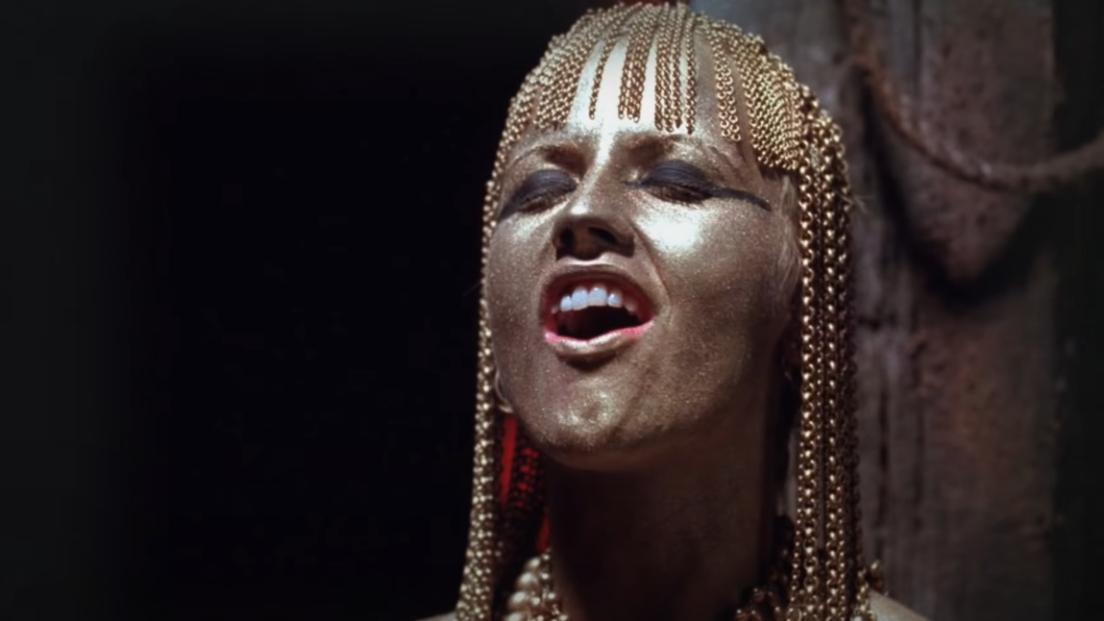 The Cranberries, la storia e il vero significato di Zombie. Ecco perché era così importante per Dolores O’Riordan