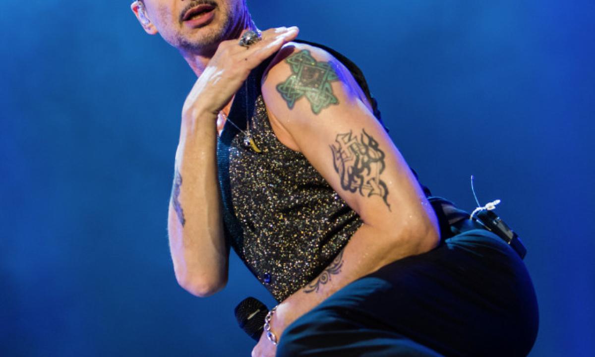 lattina Sorpreso Noce scaletta depeche mode bologna grillo Amata Termico