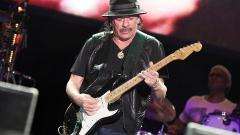Santana: le foto del concerto al Pistoia Blues Festival
