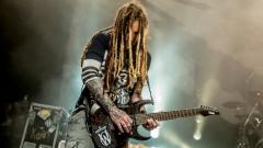 Korn: il figlio di 5 anni del chitarrista James "Munky" Shaffer sale sul palco con la band! Guarda il video