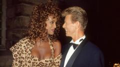 David Bowie: Iman ha ringraziato di cuore  Gary Oldman per le sue parole su David ai Brit Awards. Guarda la foto 
